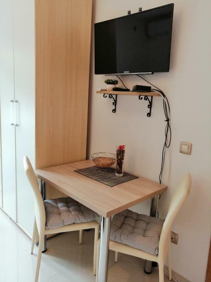 Studio Apartman Irena1 Bijela Kültér fotó